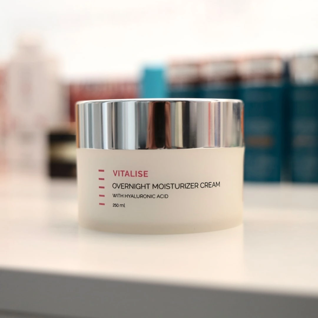 OVERNIGHT MOISTURIZER CREAM