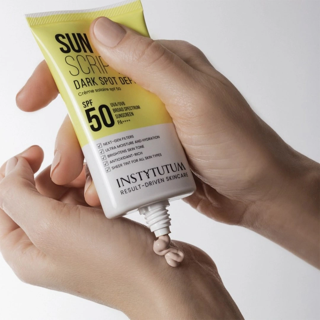 Instytutum Sunscription Dark Spot Defence spf50
