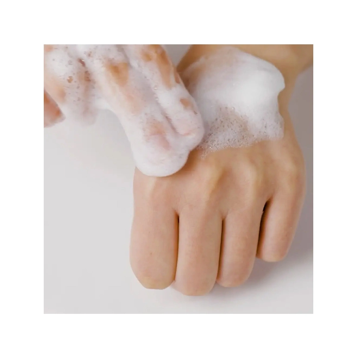 Benton Honest Cleansing Foam