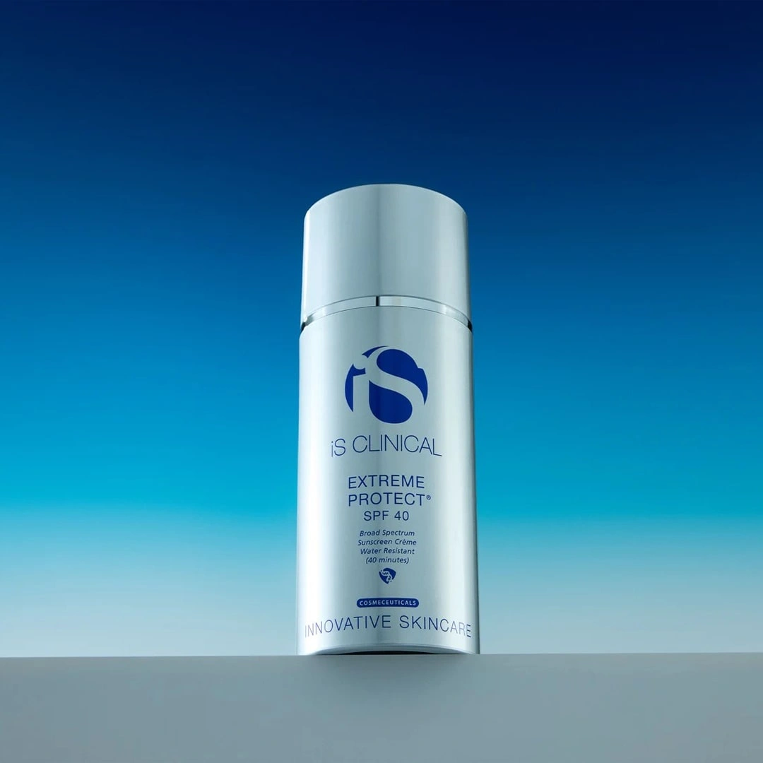 iS Clinical Extreme Protect SPF 40