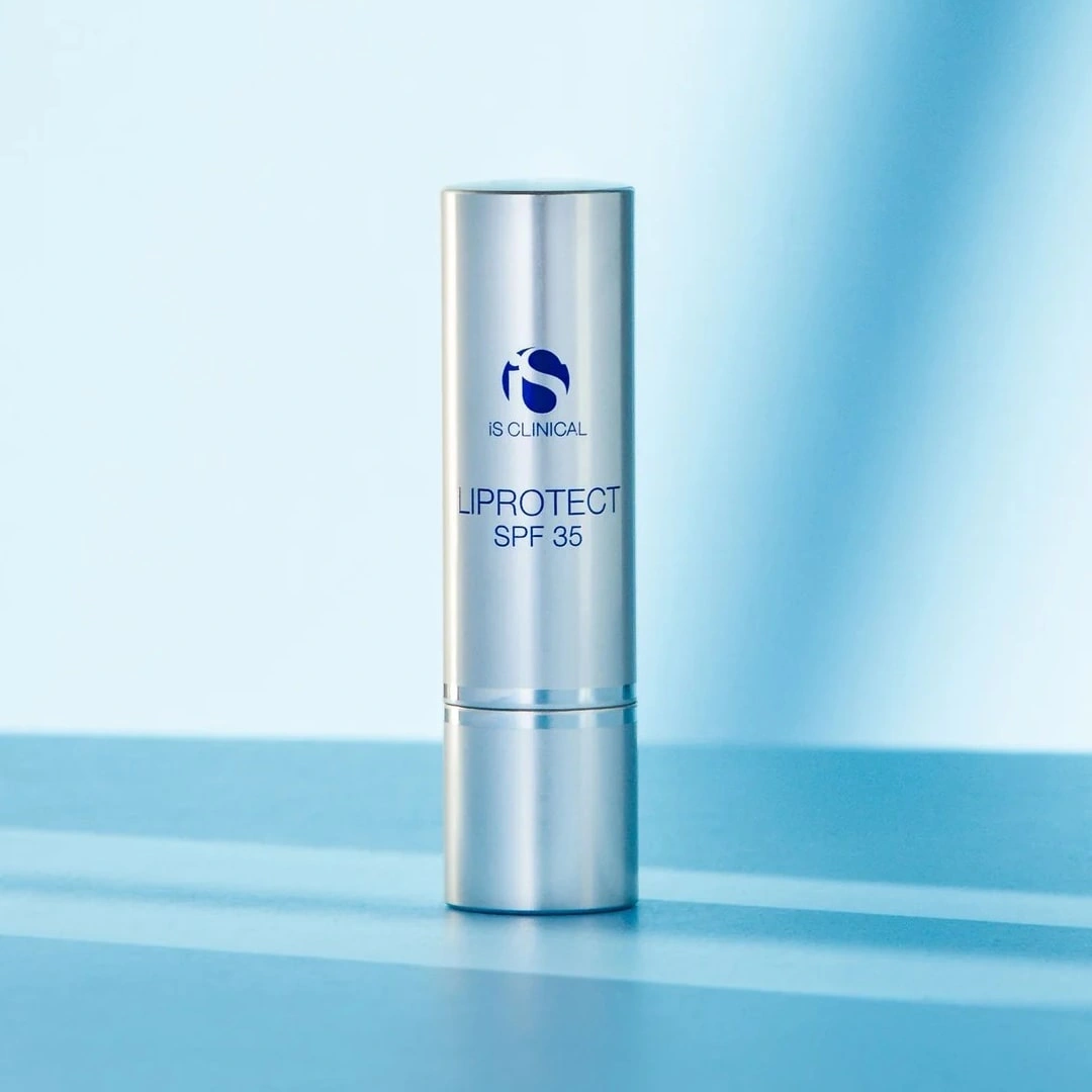 iS Clinical Liprotect SPF 35