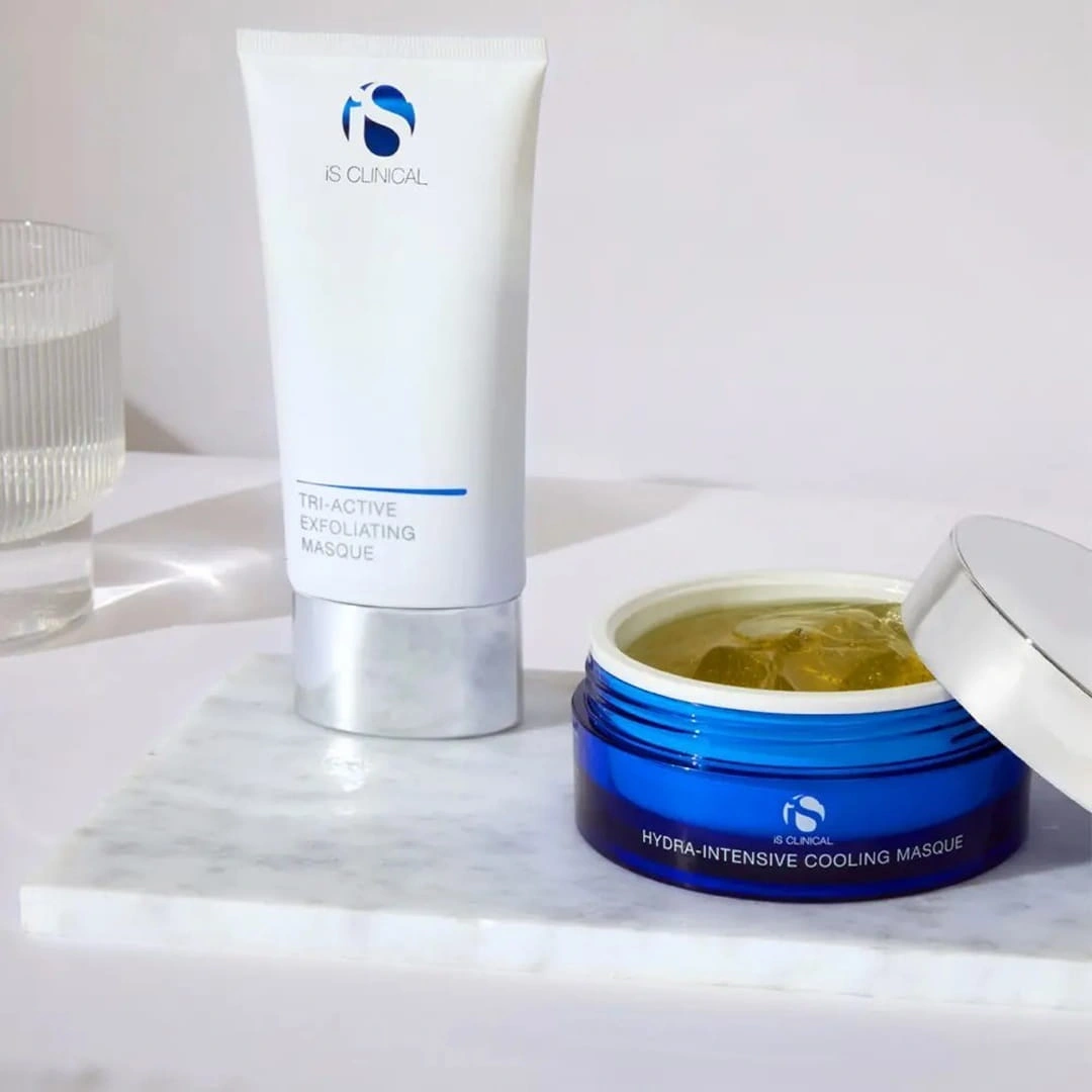 iS Clinical SMOOTH & SOOTHE CLINICAL FACIAL